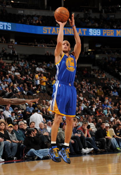 他用一个 他用一个