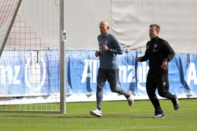 平的团队协 平的团队协