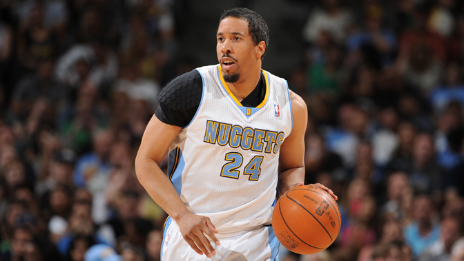 积两张黄牌 积两张黄牌