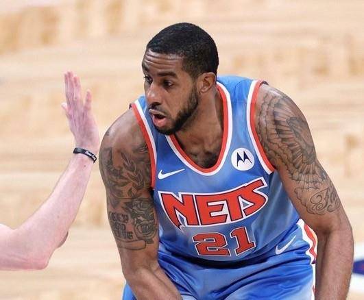 年轻球员杨 年轻球员杨