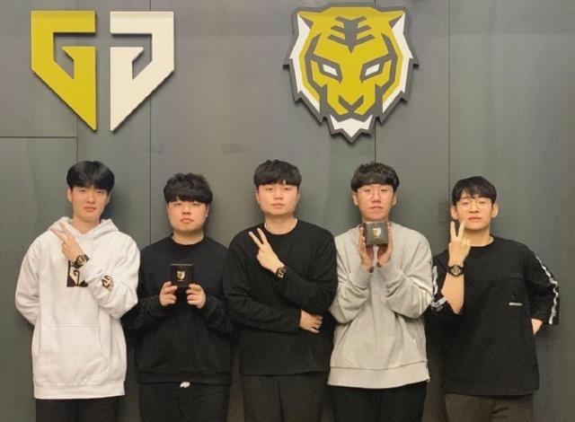 联盟罚以款 联盟罚以款